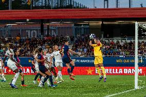 FC Barcelona v AC Milan - Women Pre-season Friendly