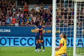 FC Barcelona v AC Milan - Women Pre-season Friendly