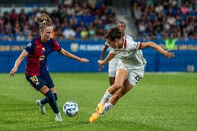 FC Barcelona v AC Milan - Women Pre-season Friendly