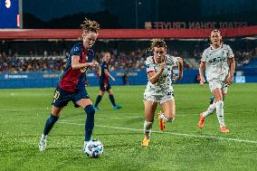 FC Barcelona v AC Milan - Women Pre-season Friendly