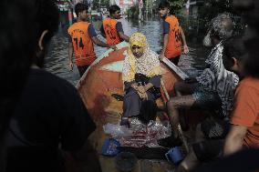 Deadly Floods Strike Troubled Bangladesh