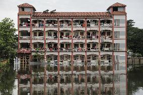 Deadly Floods Strike Troubled Bangladesh