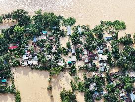 Deadly Floods Strike Troubled Bangladesh