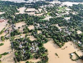 Deadly Floods Strike Troubled Bangladesh