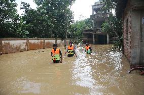 Deadly Floods Strike Troubled Bangladesh