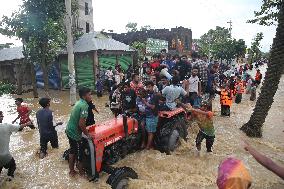 Deadly Floods Strike Troubled Bangladesh