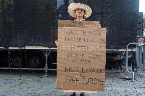 Ukraine Community Protest To Mark Ukrainian Independence Day In Cologne