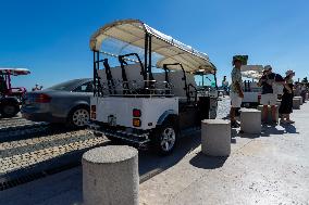 Tuk-Tuks Are Clogging Streets And Making Our City Unlivable