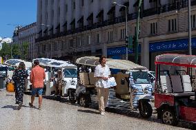 Tuk-Tuks Are Clogging Streets And Making Our City Unlivable