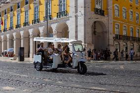 Tuk-Tuks Are Clogging Streets And Making Our City Unlivable