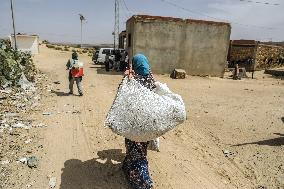 Farm Women Taking Road Accident Risk In Tunisia