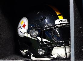 Pittsburgh Steelers vs. Detroit Lions