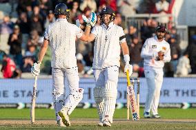 England v Sri Lanka - 1st Test Match: Day Four