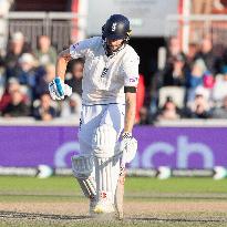 England v Sri Lanka - 1st Test Match: Day Four