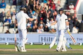 England v Sri Lanka - 1st Test Match: Day Four