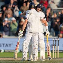 England v Sri Lanka - 1st Test Match: Day Four