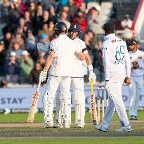 England v Sri Lanka - 1st Test Match: Day Four