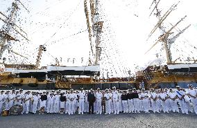 Italian Navy training ship visits Tokyo port