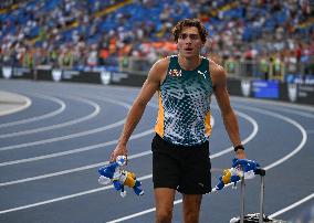 Armand Duplantis Sets New World Record At Wanda Diamond League In Silesia