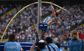 Armand Duplantis Sets New World Record At Wanda Diamond League In Silesia