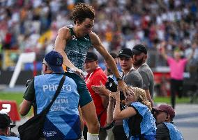 Armand Duplantis Sets New World Record At Wanda Diamond League In Silesia