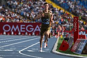 Jakob Ingebrigtsen Sets New World Record In Men's 3000m At Wanda Diamond League In Silesia