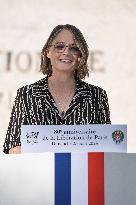 Jodie Foster At The 80th Anniversary Of The Liberation Of Paris