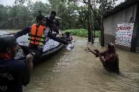 Deadly Floods Strike Troubled Bangladesh