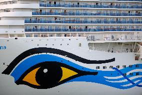 Aida Cosma Ocean Liner - Barcelona