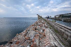 Exhibition hall at former USSR submarine base collapses into sea