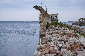 Exhibition hall at former USSR submarine base collapses into sea