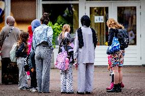 Back To School - Rotterdam