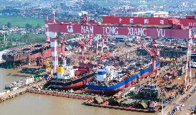 Ship Enterprise Production in Nantong