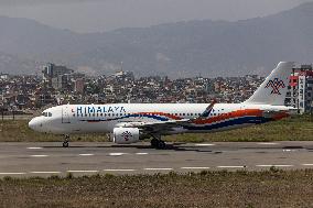 Himalaya Airlines Airbus A320