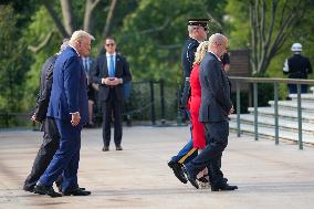 Donald Trump Visits Arlington Cemetery To Pay Tribute To The 13 Servicemembers Killed During The Afghanistan Evactuation.