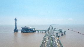 Hangzhou Bay Bridge in Ningbo