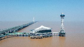 Hangzhou Bay Bridge in Ningbo