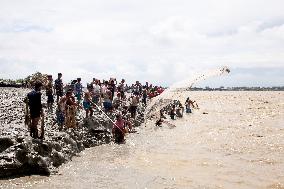 Fishing In Bangladesh