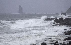 Strong typhoon heading toward southwestern Japan