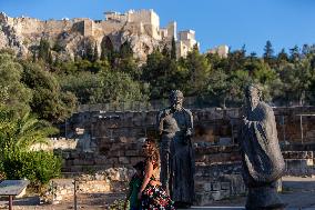 Greek Tourism Revenue Surges - Athens