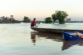 Mekong Water Level Rises - Vientiane