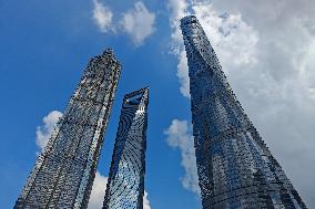 Super High-rise Landmark Building in Shanghai