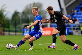 Oldham Athletic v Gateshead - Vanarama National League