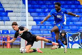 Oldham Athletic v Gateshead - Vanarama National League