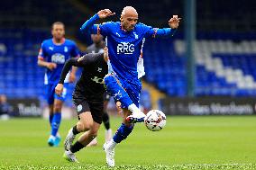 Oldham Athletic v Gateshead - Vanarama National League