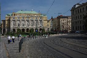 Daily Life In Prague