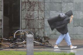 Powerful typhoon in Japan