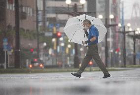 Powerful typhoon in Japan