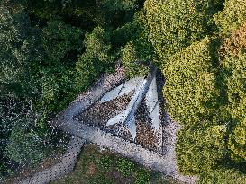 An Abandoned Combat Aircraft in Guiyang