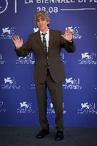 ''Leopardi. Il poeta dell'Infinito'' Photocall - The 81st Venice International Film Festival